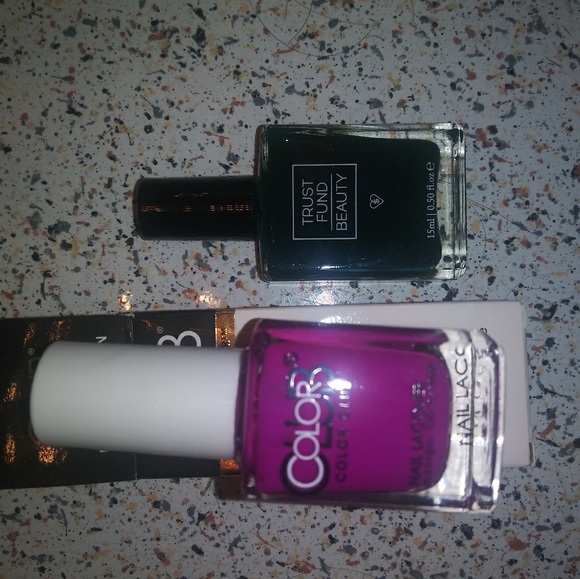 Makeup - Picture 3 of 6